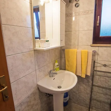 Appartement Fuer 4 Personen Ca 30 Qm In Rakalj, Istrien Bucht Von Rasa *